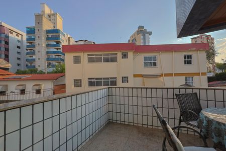Apartamento à venda com 130m², 4 quartos e 2 vagas Apartamento à venda com 130m², 4 quartos e 2 vagasVaranda da Sala