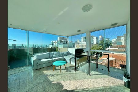 Apartamento à venda com 159m², 3 quartos e 3 vagasVista