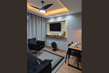 Apartamento para alugar com 45m², 2 quartos e 1 vagaSala