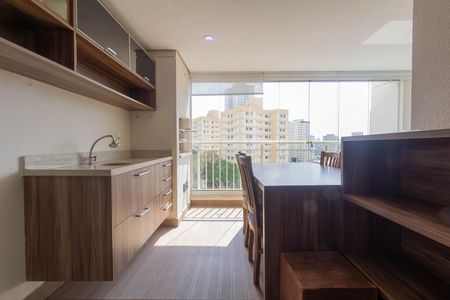Apartamento para alugar com 106m², 3 quartos e 2 vagasVaranda