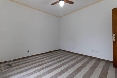 Casa à venda com 150m², 5 quartos e 2 vagas Casa à venda com 150m², 5 quartos e 2 vagasQuarto 3