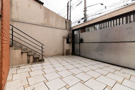 Casa à venda com 150m², 5 quartos e 2 vagas Casa à venda com 150m², 5 quartos e 2 vagasGaragem