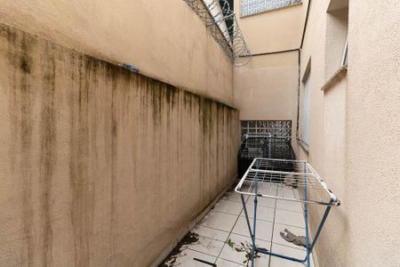 Casa à venda com 150m², 5 quartos e 2 vagas Casa à venda com 150m², 5 quartos e 2 vagasQuintal