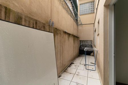 Casa à venda com 150m², 5 quartos e 2 vagas Casa à venda com 150m², 5 quartos e 2 vagasQuintal