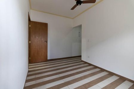 Casa à venda com 150m², 5 quartos e 2 vagas Casa à venda com 150m², 5 quartos e 2 vagasSuíte