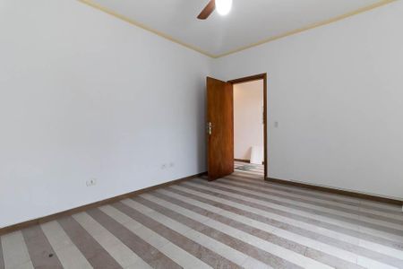 Casa à venda com 150m², 5 quartos e 2 vagas Casa à venda com 150m², 5 quartos e 2 vagasQuarto 3