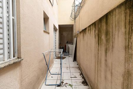 Casa à venda com 150m², 5 quartos e 2 vagas Casa à venda com 150m², 5 quartos e 2 vagasQuintal