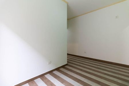 Casa à venda com 150m², 5 quartos e 2 vagas Casa à venda com 150m², 5 quartos e 2 vagasCopa