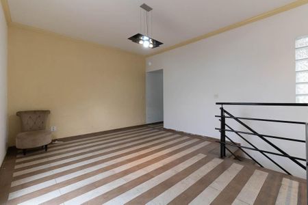 Casa à venda com 150m², 5 quartos e 2 vagas Casa à venda com 150m², 5 quartos e 2 vagasSala 2