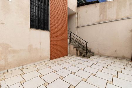 Casa à venda com 150m², 5 quartos e 2 vagas Casa à venda com 150m², 5 quartos e 2 vagasGaragem