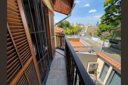Casa à venda com 235m², 3 quartos e 5 vagasVaranda da Suíte 1
