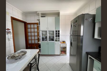 Casa à venda com 235m², 3 quartos e 5 vagasCozinha
