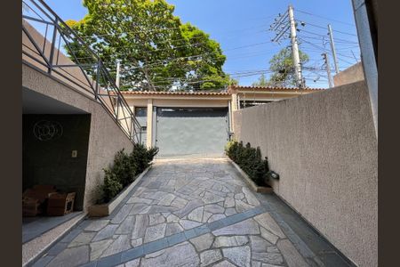 Casa à venda com 235m², 3 quartos e 5 vagasGaragem