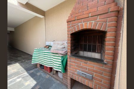 Casa à venda com 235m², 3 quartos e 5 vagasChurrasqueira