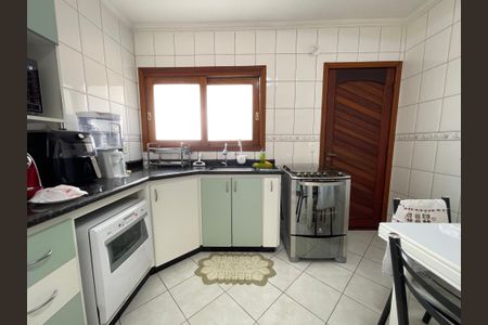 Casa à venda com 235m², 3 quartos e 5 vagasCozinha