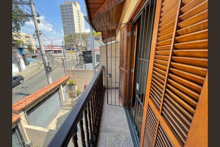 Casa à venda com 235m², 3 quartos e 5 vagasVaranda da Suíte 1