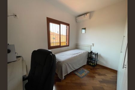 Casa à venda com 235m², 3 quartos e 5 vagasSuíte 2