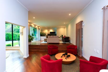 Casa à venda com 563m², 3 quartos e 4 vagasSala 1