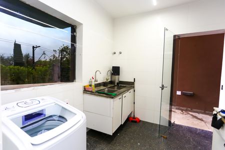 Casa à venda com 563m², 3 quartos e 4 vagasÁrea de Serviço