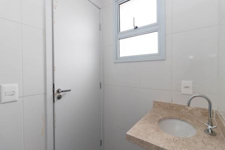 Apartamento à venda com 49m², 2 quartos e sem vaga Apartamento à venda com 49m², 2 quartos e sem vagaBanheiro