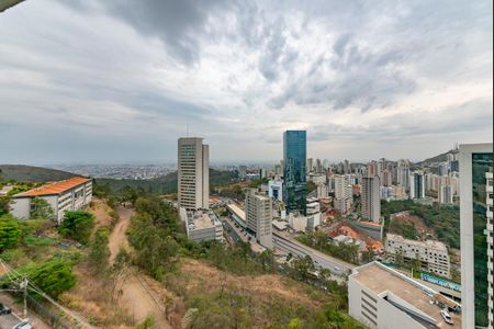 Vista da Sala de apartamento à venda com 1 quarto, 44m² em Vila da Serra, Nova Lima