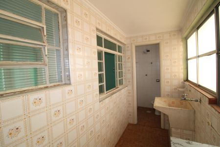 Apartamento para alugar com 75m², 3 quartos e 1 vagaÁrea de Serviço