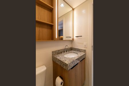 Banheiro Social de apartamento à venda com 1 quarto, 24m² em Perdizes, São Paulo