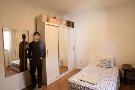 Casa à venda com 272m², 5 quartos e 8 vagas Casa à venda com 272m², 5 quartos e 8 vagasQuarto 1