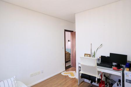 Casa à venda com 272m², 5 quartos e 8 vagas Casa à venda com 272m², 5 quartos e 8 vagasSuíte