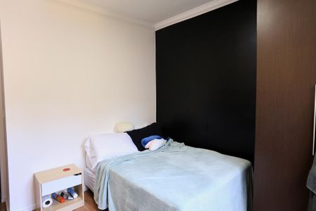 Casa à venda com 272m², 5 quartos e 8 vagas Casa à venda com 272m², 5 quartos e 8 vagasQuarto