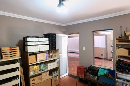 Casa à venda com 272m², 5 quartos e 8 vagas Casa à venda com 272m², 5 quartos e 8 vagasEspaço Leitura