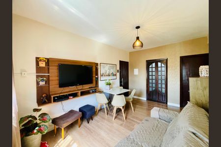 Sala de apartamento à venda com 2 quartos, 52m² em Jardim Gopouva, Guarulhos