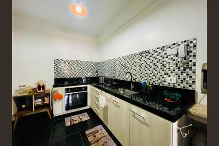 Apartamento à venda com 52m², 2 quartos e sem vagaCozinha