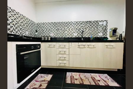 Apartamento à venda com 52m², 2 quartos e sem vagaCozinha