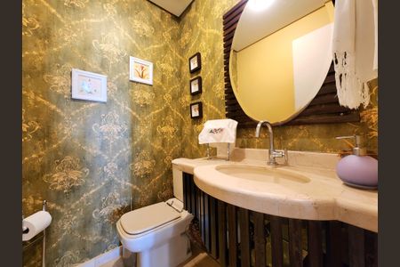 Apartamento à venda com 195m², 3 quartos e 3 vagas Apartamento à venda com 195m², 3 quartos e 3 vagasLavabo