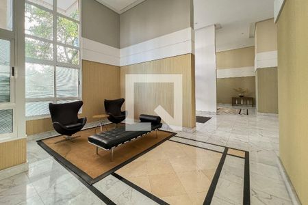 Apartamento à venda com 195m², 3 quartos e 3 vagas Apartamento à venda com 195m², 3 quartos e 3 vagasHall social