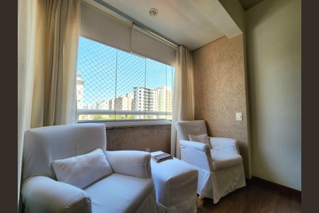 Apartamento à venda com 195m², 3 quartos e 3 vagas Apartamento à venda com 195m², 3 quartos e 3 vagasSuíte 3