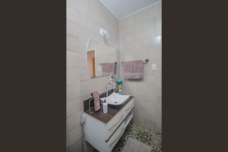 Casa à venda com 140m², 5 quartos e 2 vagasBanheiro social