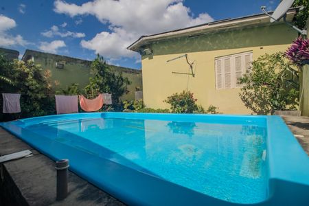 Casa à venda com 140m², 5 quartos e 2 vagasQuintal/Piscina