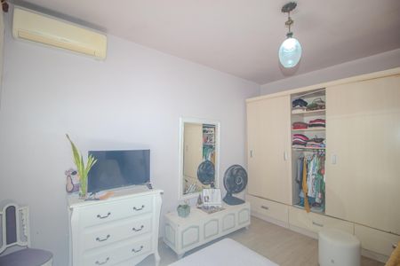 Casa à venda com 140m², 5 quartos e 2 vagasQuarto 4