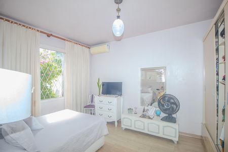 Casa à venda com 140m², 5 quartos e 2 vagasQuarto 4