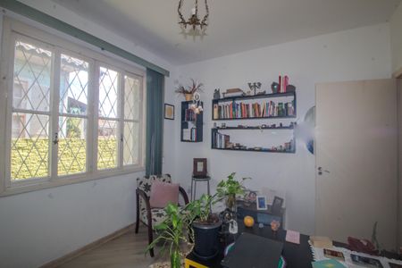 Casa à venda com 140m², 5 quartos e 2 vagasQuarto 3