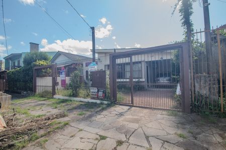 Casa à venda com 140m², 5 quartos e 2 vagasPlaca/Fachada