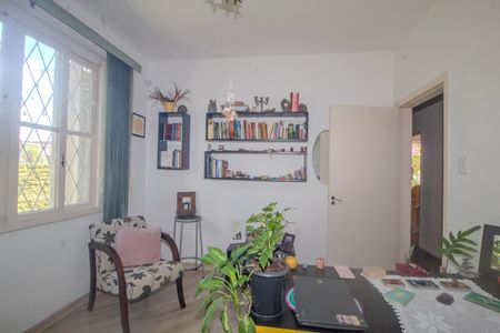 Casa à venda com 140m², 5 quartos e 2 vagasQuarto 3