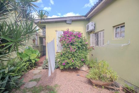 Casa à venda com 140m², 5 quartos e 2 vagasQuintal/Piscina