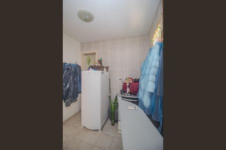 Casa à venda com 140m², 5 quartos e 2 vagasEdícula