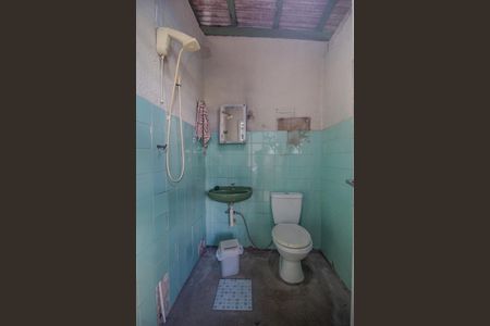 Casa à venda com 140m², 5 quartos e 2 vagasBanheiro de serviço