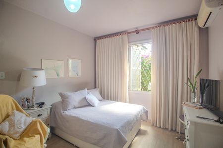 Casa à venda com 140m², 5 quartos e 2 vagasQuarto 4