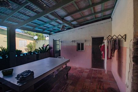 Casa à venda com 140m², 5 quartos e 2 vagasQuintal/Churrasqueira