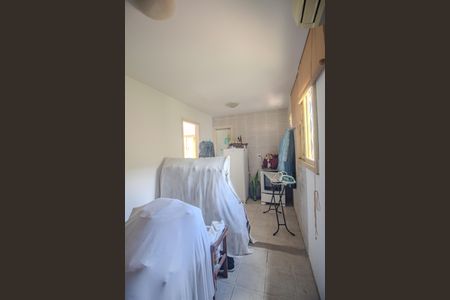 Casa à venda com 140m², 5 quartos e 2 vagasEdícula